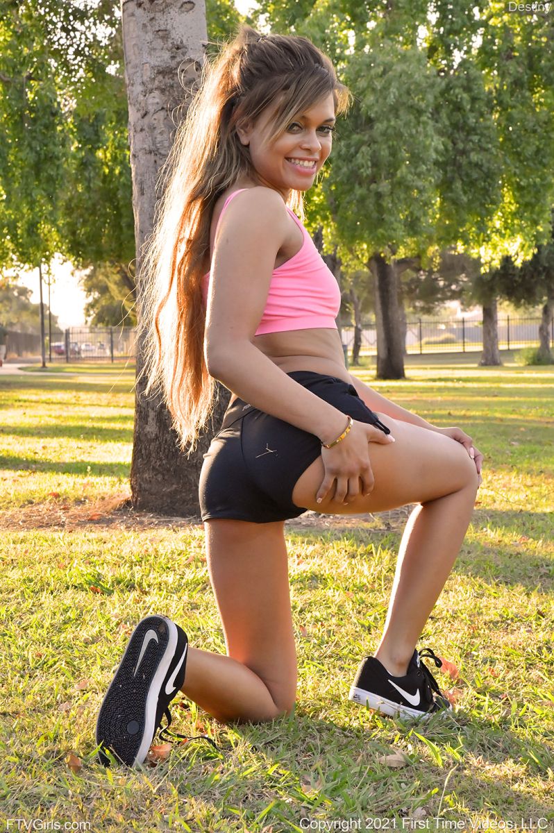 Destiny Cruz: Sporty At The Park