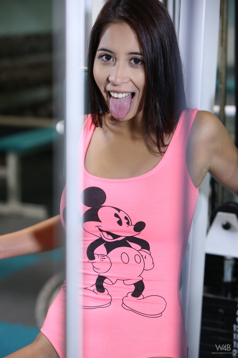 Paula Shy: Working out